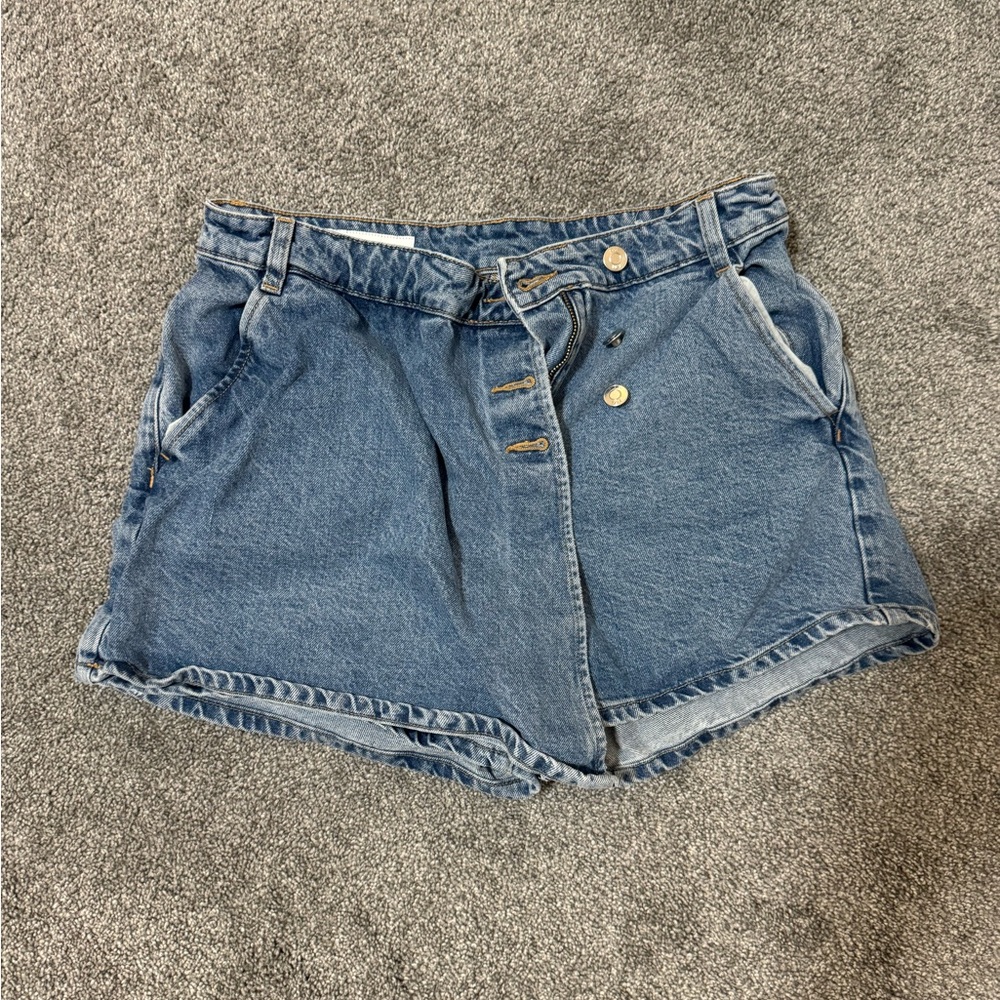 Zara Denim Wrap Skort in Light Wash - Size M
